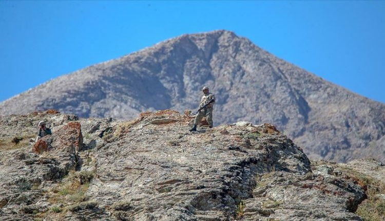 بعد اشتباكات ضارية.. تحييد 3 ارهابيين في ولاية وان التركية