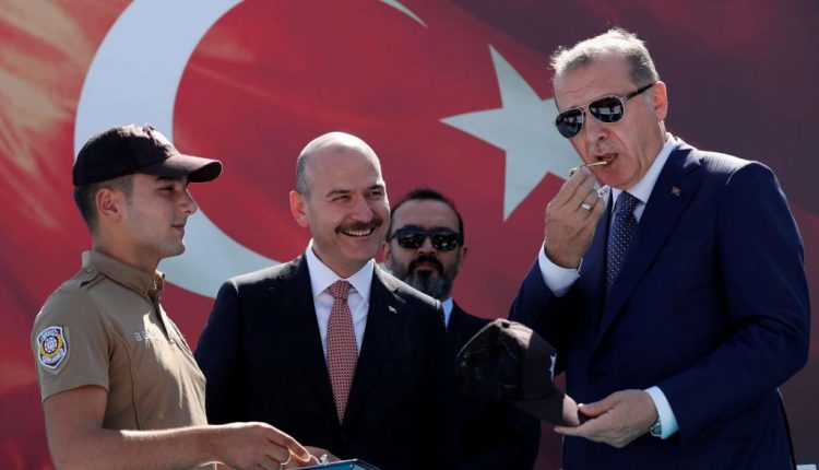 وزير الداخلية التركي يعلن اعتزال الحياة السياسية بعد أردوغان