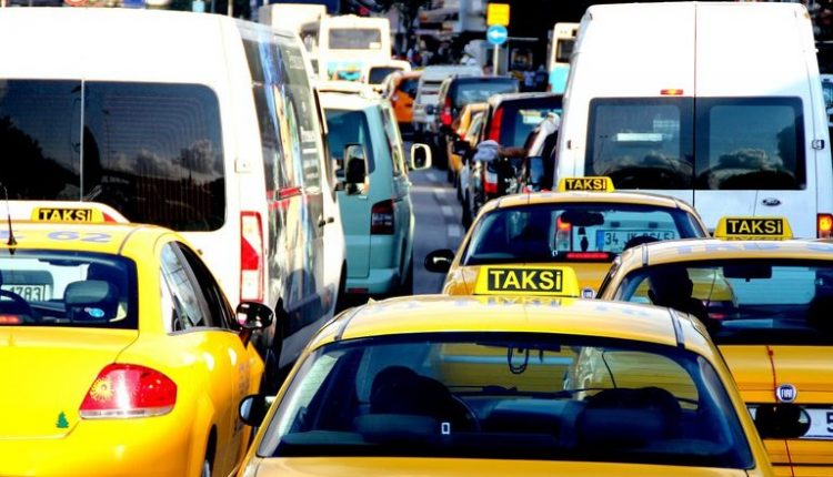 الداخلية التركية تصدر تعميما جديدا بخصوص التنقل بين المدن