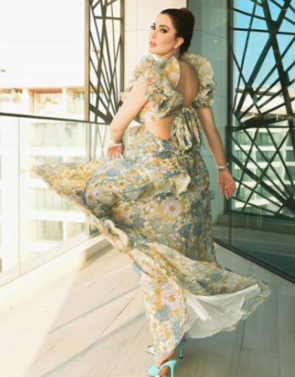 نسرين طافش بإطلالة ساحرة تظهر أنوثتها الطاغية (صورة) 3