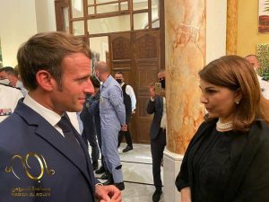 ماكرون يبكي على كتف ماجدة الرومي (فيديو وصور) 3