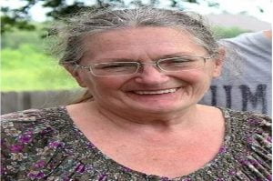 تقطع رأس والدة عشيقها وتترك رأسها في حوض المطبخ