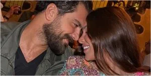 بملابس شبه عارية.. زوجة معتصم النهار ترقص بحفل ميلادها وتستعرض مفاتنها أمام النجوم (فيديو)