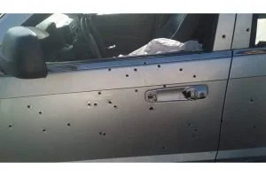 صور صادمة.. مقتل شاعر عربي شهير في ظروف غامضة