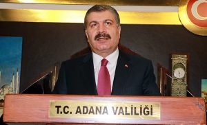 وزير الصحة التركي يتحدث عن موعد جديد لعودة طلاب باقي المراحل