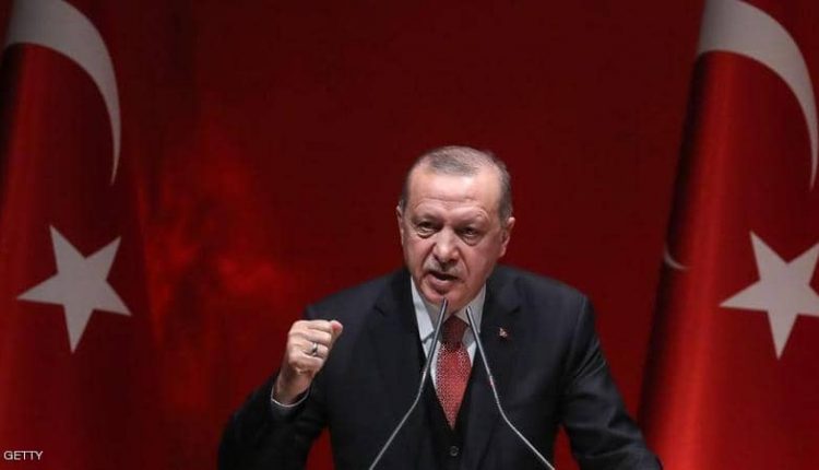 "مرتع لقضايا مشينة".. أردوغان يشن هجومًا لاذعًا على ثاني أكبر حزب في تركيا