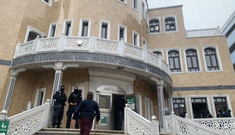 أول تعقيب من تركيا على اقتحام الشرطة الألمانية مسجدا بأحذيتهم