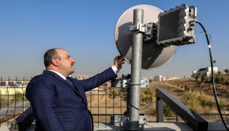 تركيا تختبر أول برج لبث شبكة الجيل الخامس