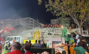 "أفاد" تعلن عن حصيلة جديدة لضحايا زلزال إزمير