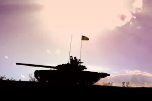 آخر أخبار الحرب.. إصابات بالغة في صفوف قادة للجيش الأرميني