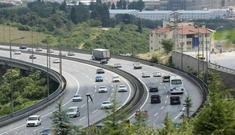 السلطات التركية تغير نظام التسعيرة عبر الطرقات السريعة والجسور