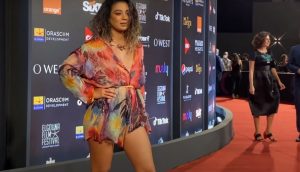 سارة حناشي تشعل مهرجان الجونة بـ"كاش مايوه" على السجادة الحمراء (صور) 3