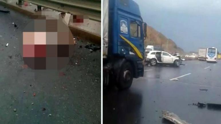 منظر فظيع.. حادث سير يودي بحياة شخصين في إسطنبول (شاهد) 1