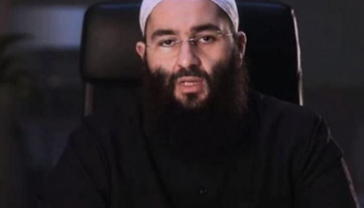 السلطات الفرنسية تغلق جمعية إسلامية ورئيسها يطالب أردوغان باللجوء