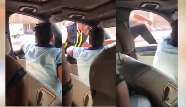 فيديو متداول لطفل يقود سيارة ويصدم رجل مرور ثم يفر هاربا