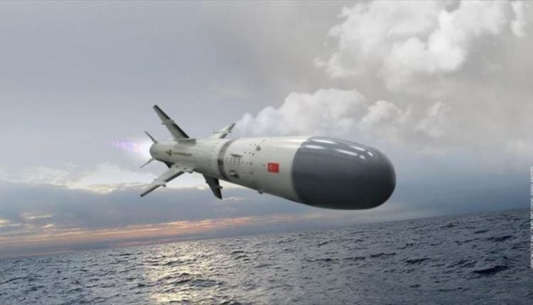 تركيا تُدخل إلى الخدمة اول صاروخ كروز بحري محلي الصنع