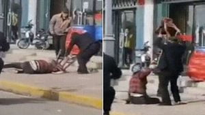 فيديو لرجل يضرب زوجته حتى الموت في الشارع
