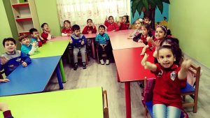 قرار بمواصلة التعليم في رياض الأطفال عن بعد في ثلاث محافظات تركية