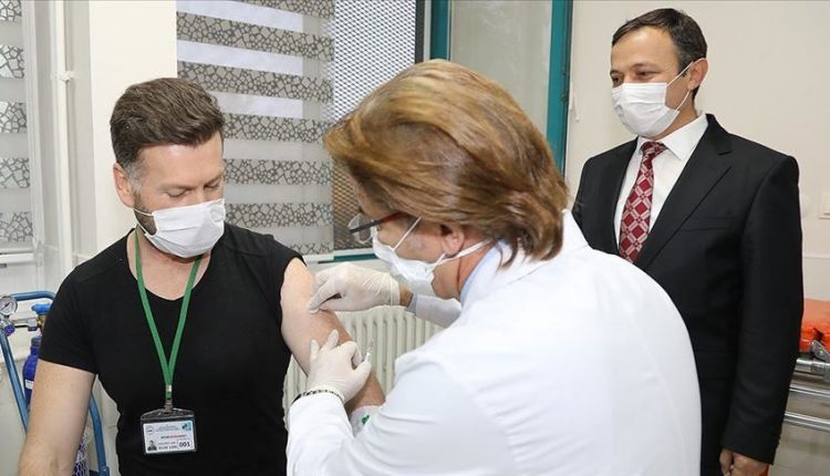 تركيا تطبق الجرعة الثانية من اللقاح المحلي لفيروس كورونا