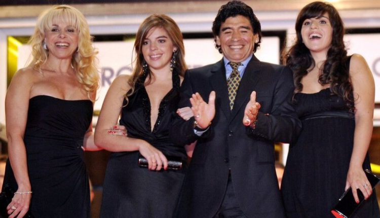 دييغو مارادونا