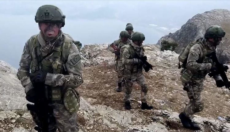 الدفاع التركية تهدي الجيش الأذربيجاني فيديو خاص