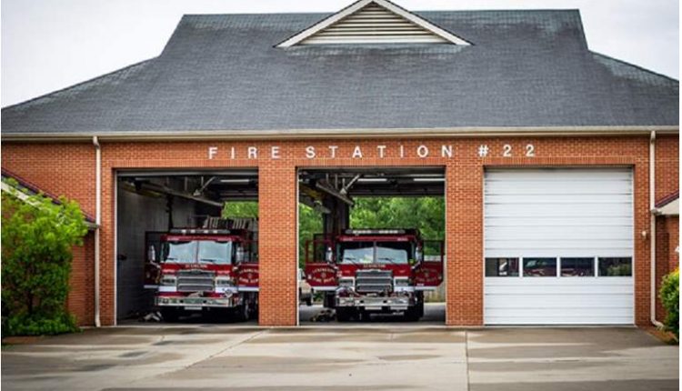 ضبط رجل إطفاء أثناء ممارسته الرذيلة في مكان عمله