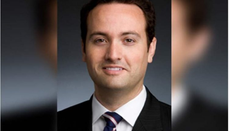 محام يستدرج فتيات الثانوي لعلاقات محرّمة