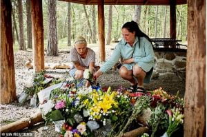 سجن شقيقين عذبا وقتلا صديقهما بعد اتهامه باغتصاب والدتهما