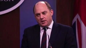 وزير الدفاع البريطاني يقرّ بالتفوق التركي في المسيّرات