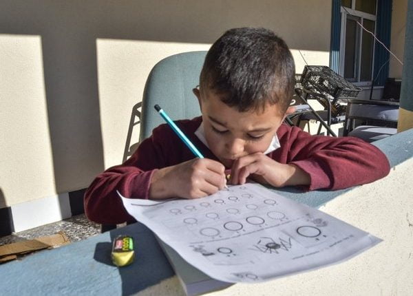 "التعليم" تكشف عن نظام جديد لاحتساب الدرجات والشهادات المدرسية و الامتحانات الوجاهية