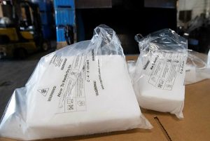 بالصور .. بريطانيا تحصل على أول شحنة من لقاح "فايزر" 13