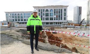 استمرار أعمال البناء في مبنى بلدية باشاك شهير الجديد