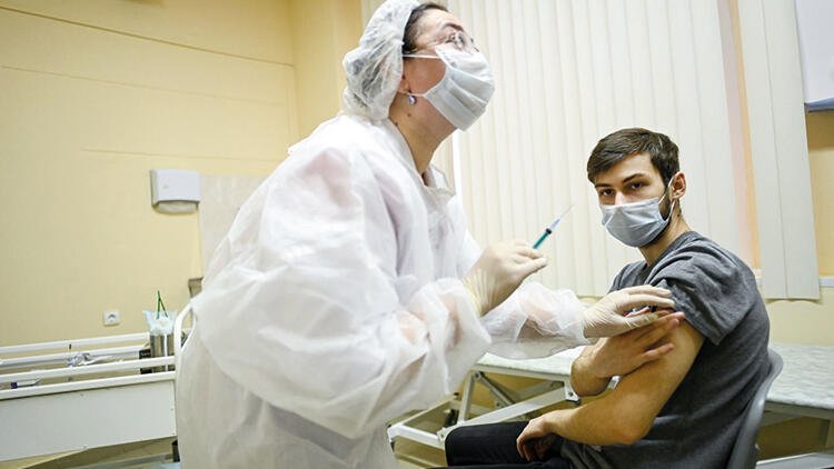 منظمة الصحة العالمية تحذر من التراخي وتؤكد أن اللقاح لن يقضي على الفيروس 9