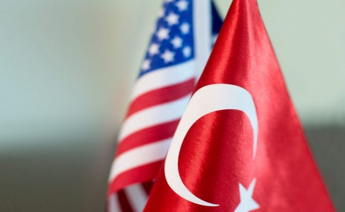 الولايات المتحدة تفرض عقوبات على تركيا بسبب نظام الدفاع الجوي الروسي S400