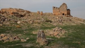 تركيا.. قلعة “زيرزيفان” التاريخية شاهد على حضارة الرافدين