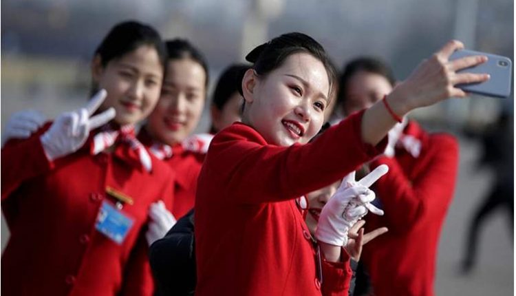 كما الصين تطلب من المضيفات ارتداء حفاضات