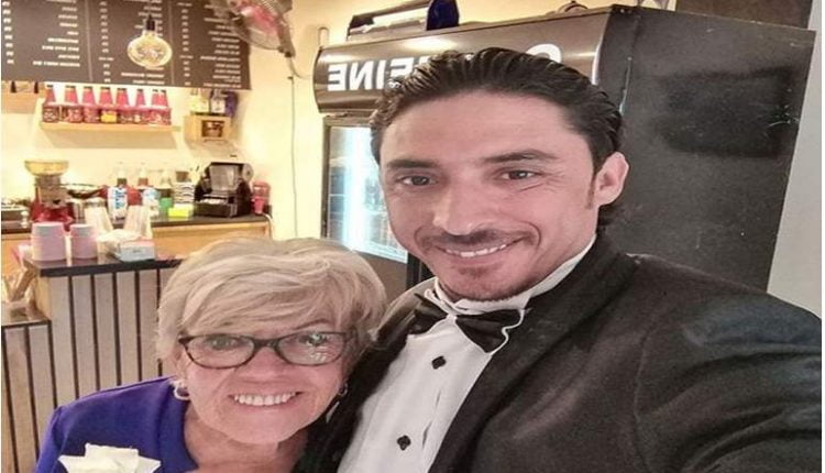 تطورات جديدة في أشهر قصة حب بين عجوز بريطانية وشاب مصري