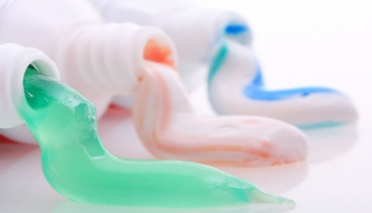 معجون الأسنان يقتل فيروس كورونا في دقيقتين