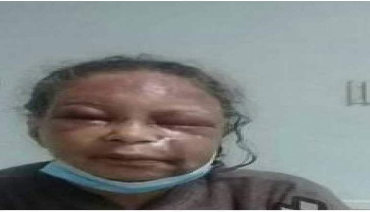 مصري يعتدي على أمه بطريقة وحشية لإرضاء زوجته!