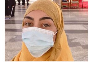 فنانة مصرية شهيرة تفاجئ الجميع بارتداء الحجاب