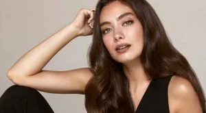 نسليهان أتاغول ترقص بكواليس جلسة تصوير.. والجمهور: ادعت المرض