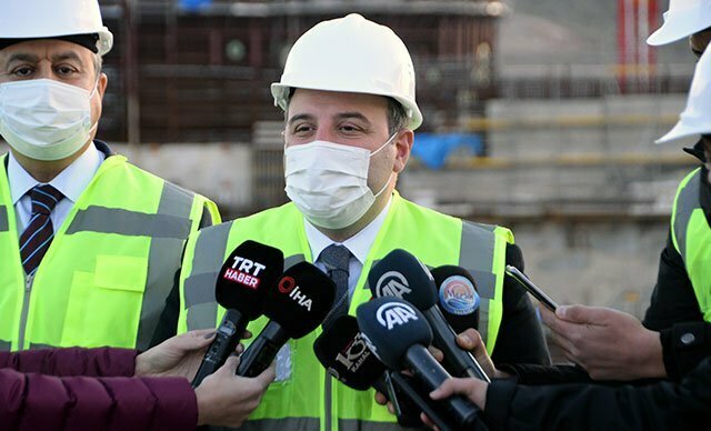 وزير الصناعة والتكنولوجيا في تركيا مصطفى فارانك يكشف موعد افتتاح أول محطة طاقة نووية
