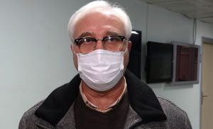 عضو اللجنة العلمية بوزارة الصحة البروفيسور توفيق أوزلو يحذر من عدم الالتزام في المنازل