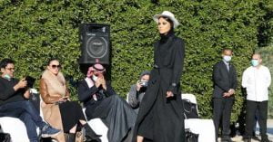 شاهد.. عرض أزياء في السعودية من تصميم الأميرة صفية حسين 11