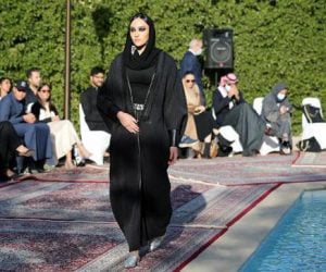 شاهد.. عرض أزياء في السعودية من تصميم الأميرة صفية حسين