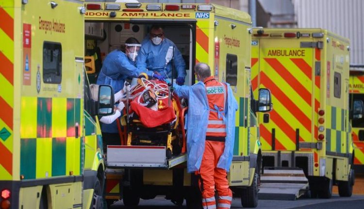 الحكومة البريطانية تخشى من عدم فعالية لقاح كورونا للطفرة الجديدة