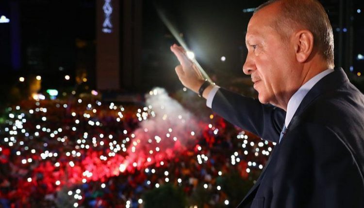 الرئيس رجب طيب أردوغان رئيس حزب العدالة والتنمية