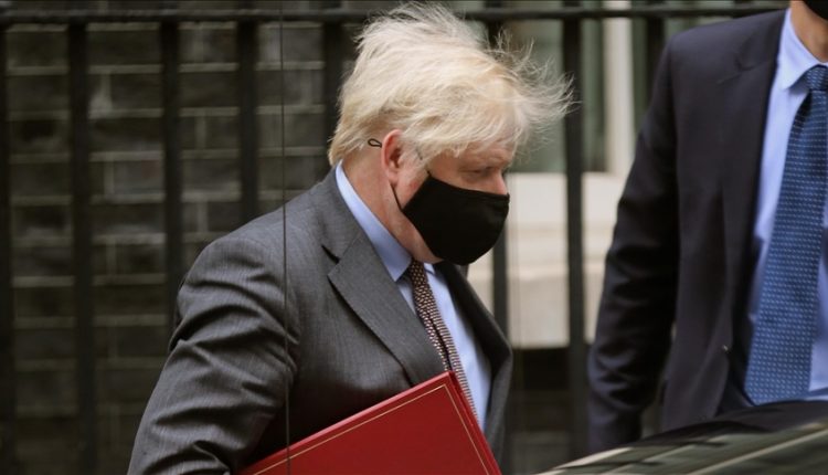 وسط تحذيرات متبادلة.. اشتداد حرب لقاح فيروس كورونا في أوروبا