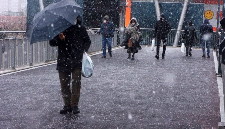 تساقط الثلوج على اسطنبول