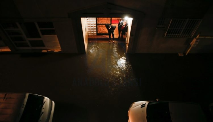 جانب من أمطار إزمير